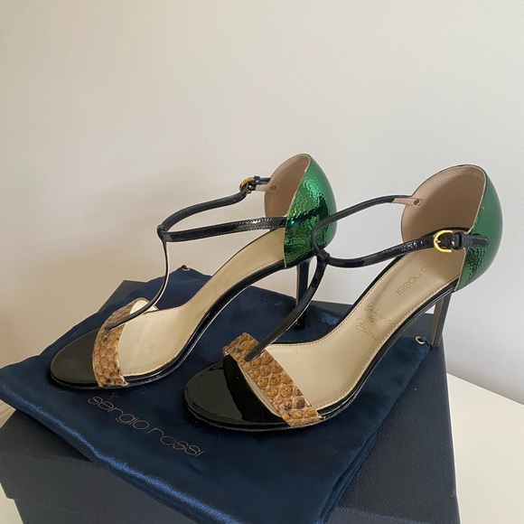 Sergio Rossi 💎 Black Patent Leather T-Strap Sandals - Size 38.5 (Fits US 8) - Picture 3 of 10